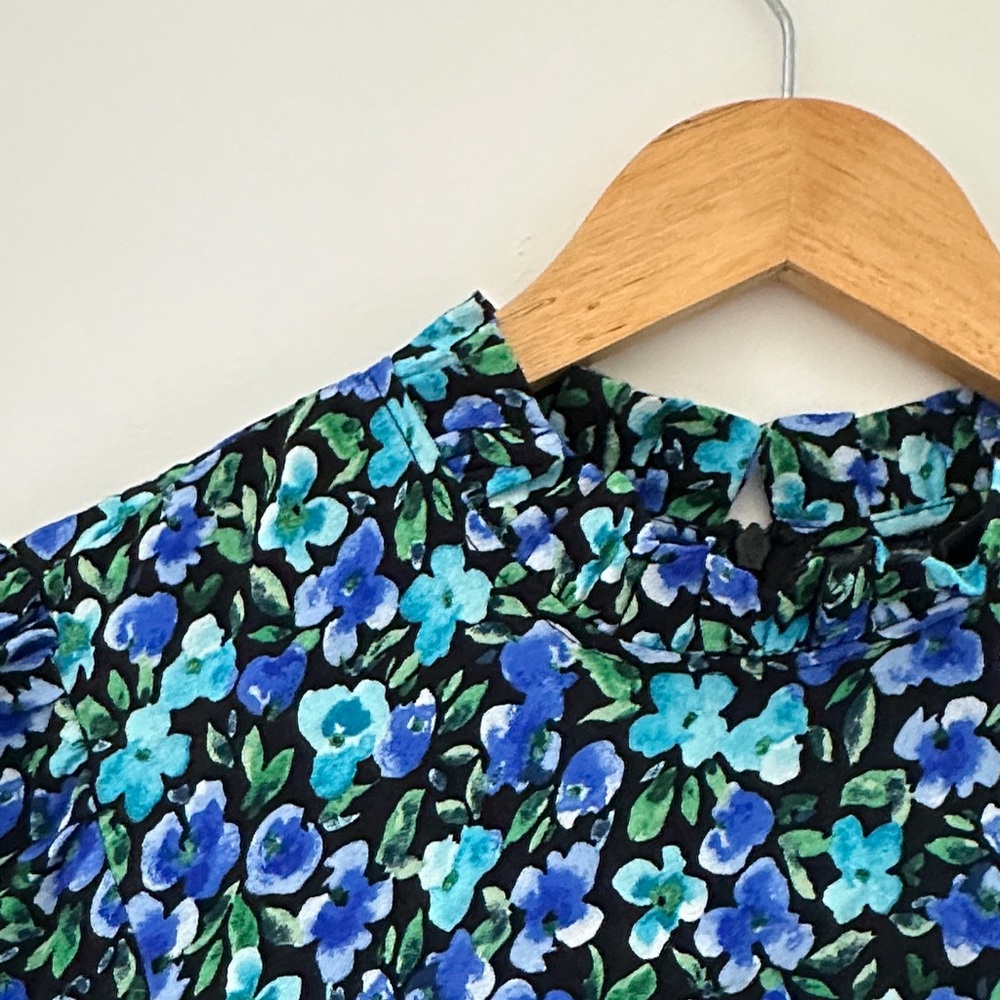 Floral Long Sleeve mini Dress - Picture 2 of 4